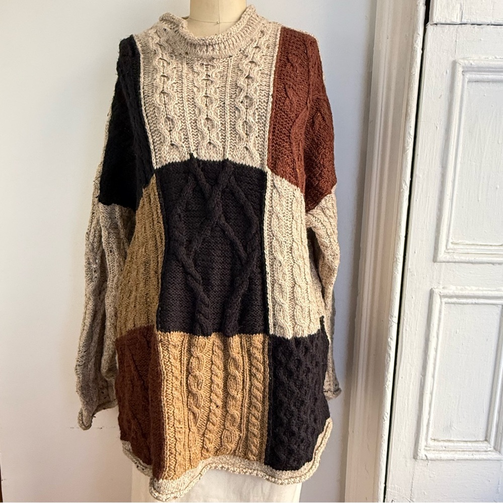 Blarney Irish Woollen Mills Fisherman Brown Tan checked Aran cable knit sweater - Picture 2 of 11